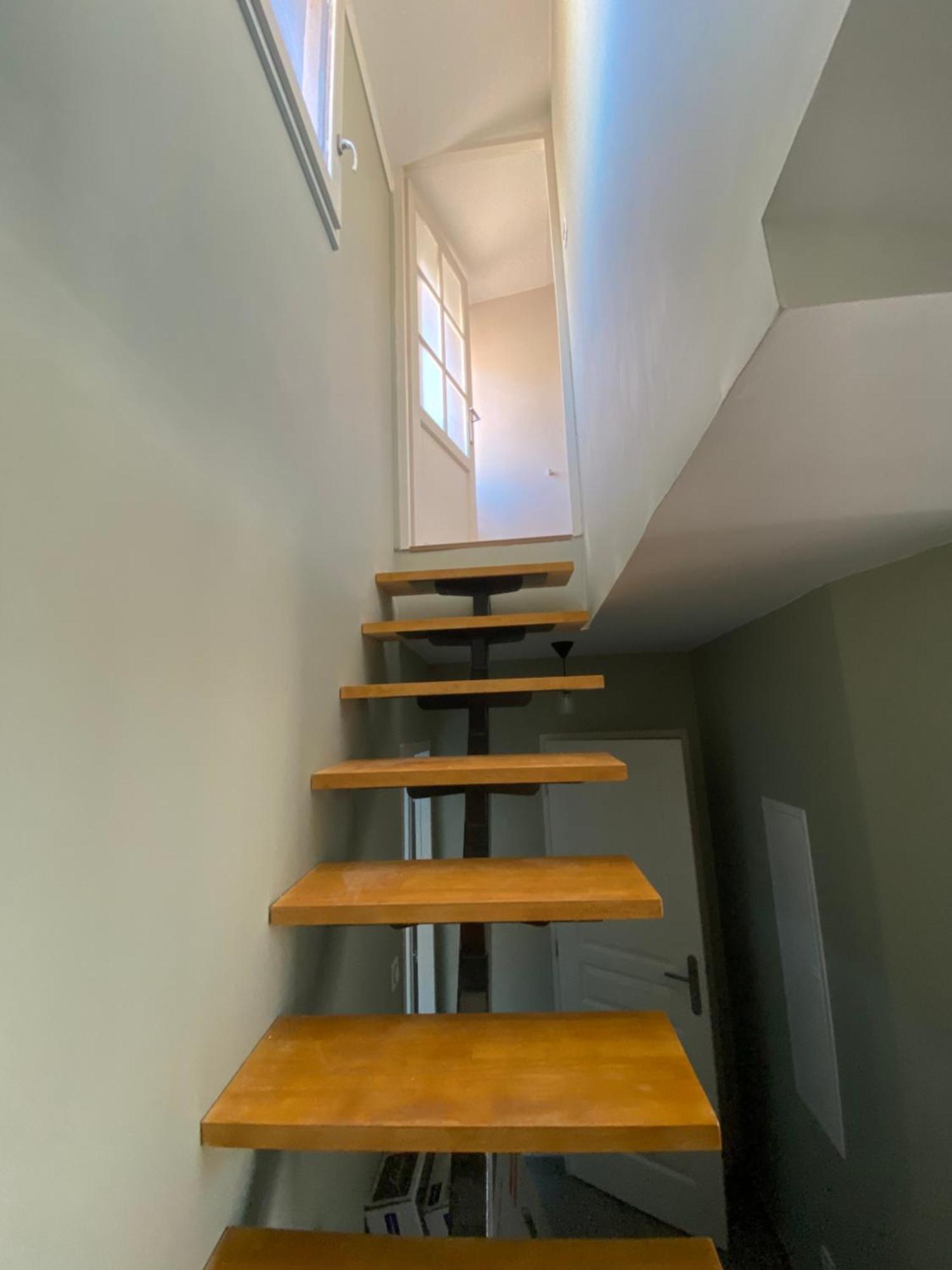 Le Petit Bijou Sete, Quatre Appartements Au Centre Ville, Trois Avec Vue Canal Pokój zdjęcie